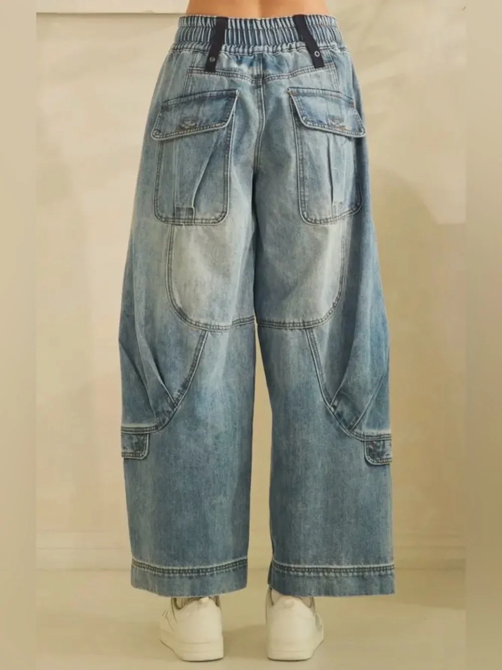 NEW Oli & Hali Detailed Barrel Denim Jeans - Picture 4 of 7